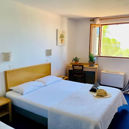 Hotel Des Collines 3*